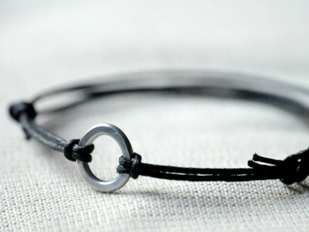 For Him Circle Infinity Bracelet  - Aluminium wire and waxed cotton - Men and Unisex bracelet - Vegan friendly