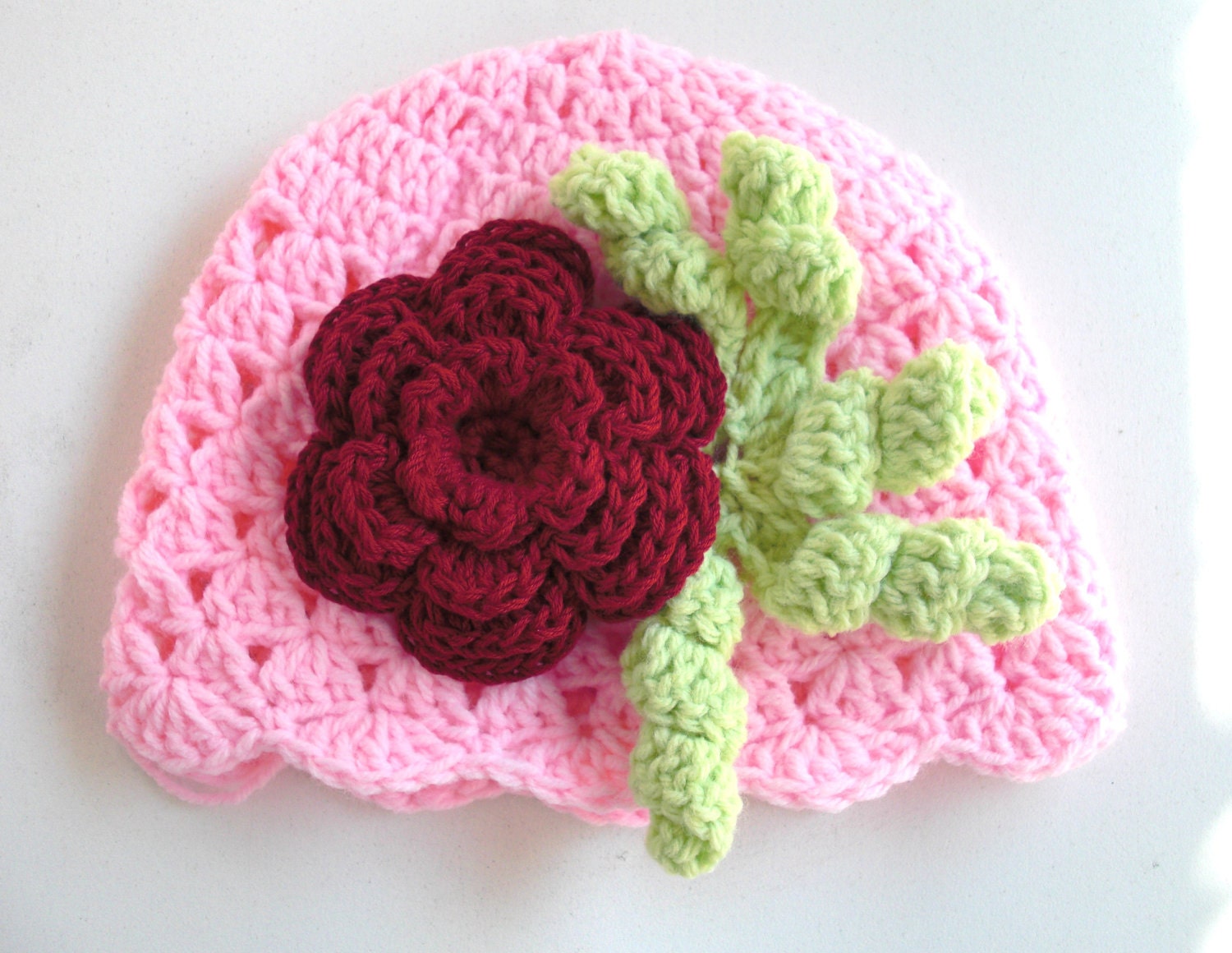 Crochet baby hat in pink - red - photography props - Kids Hat baby girl - Christmas gift baby shower children holiday winter accessories