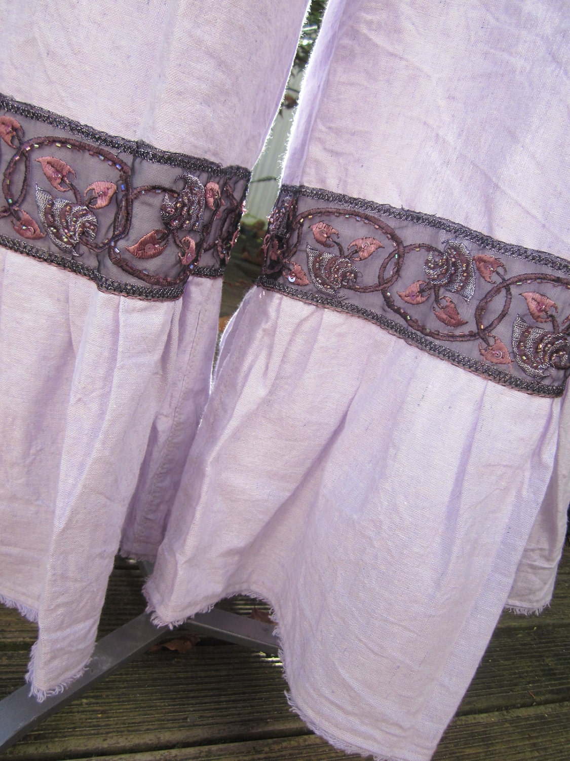 LINEN BLOOMERS.. vintage kitty.. lily hannah. gorgeous lilac.. vintage beaded trim.. lilies.. shabby chic..  med - XL