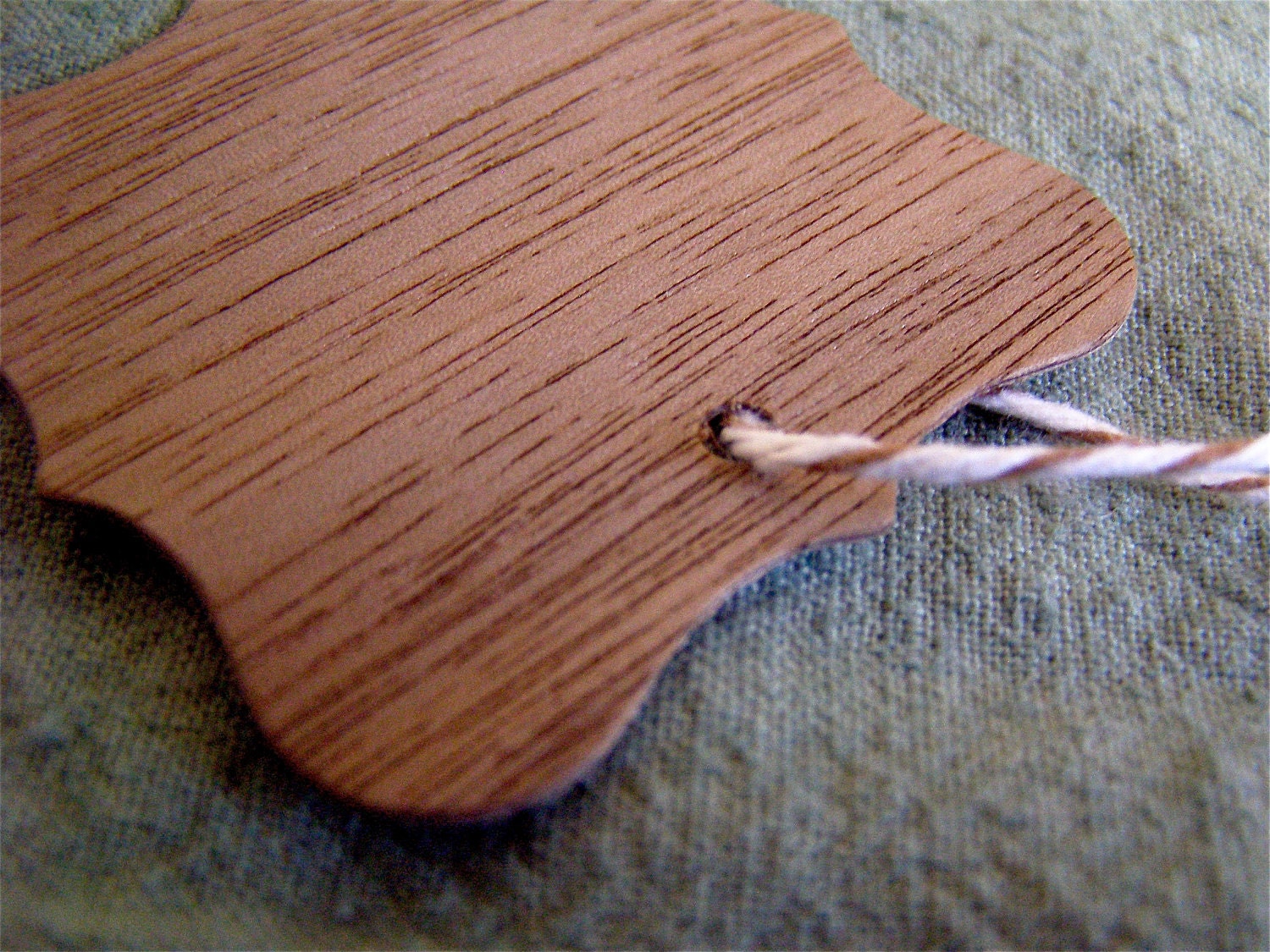 Wood Gift Tags - Vintage Die Cut - Set of 4