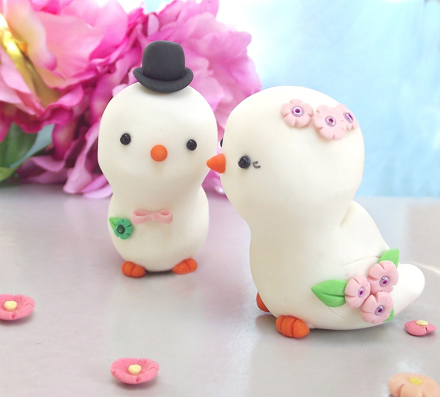 Love bird wedding cake toppers - Personalized cute bride and groom
