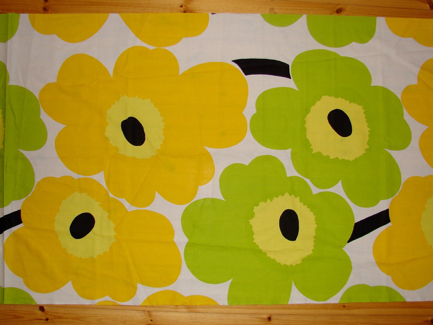Marimekko Big Unikko Fabric,  Yellow Lime Green ,Maija Isola, Finland 31x43"