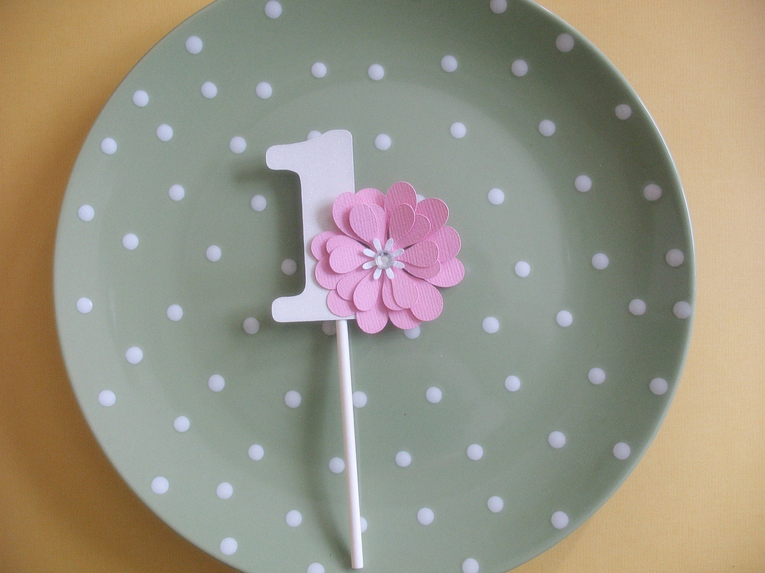 Flowery Girl's Number 1 Cupcake Topper Il_170x135