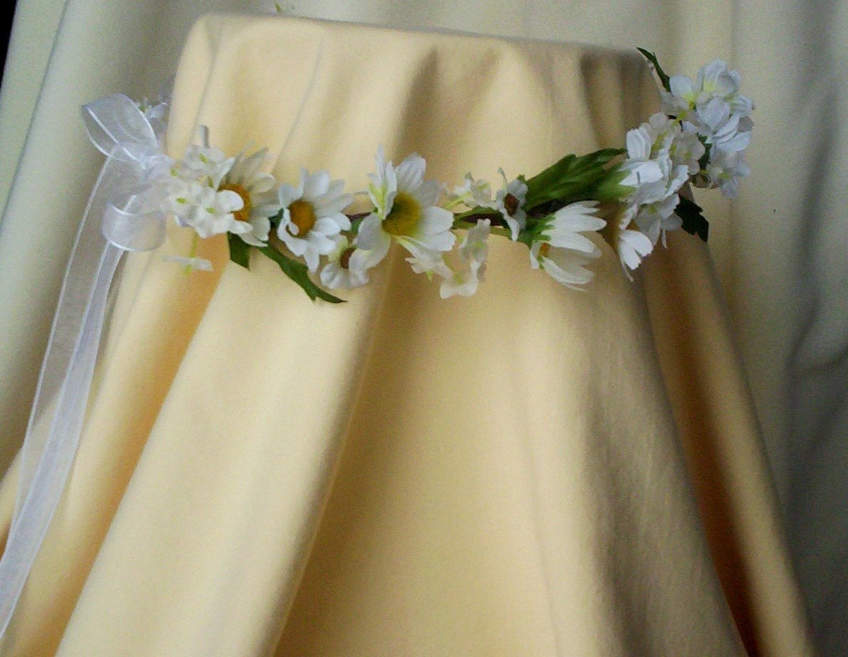 Hippie HairWreath Daisy chain Flower Crown 70s flower child Wedding accessories Head Wreath Bride headpiece bridals Photo Prop Senior Pics