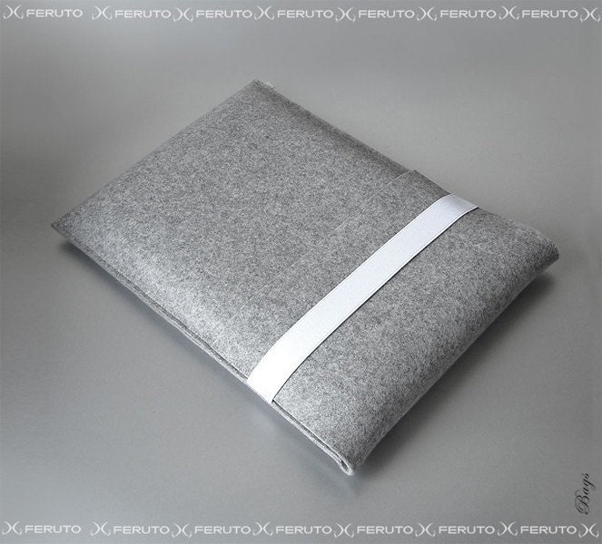 13 15 inch Macbook Pro sleeve SILVER german wool felt