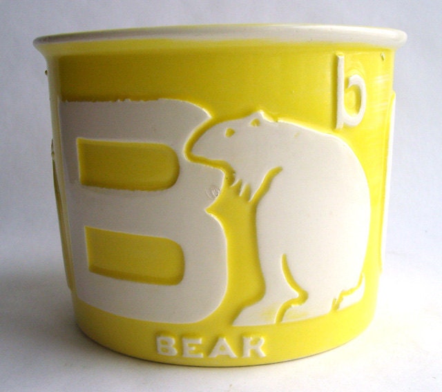 Sunshine Yellow Haeger Antelope Crock