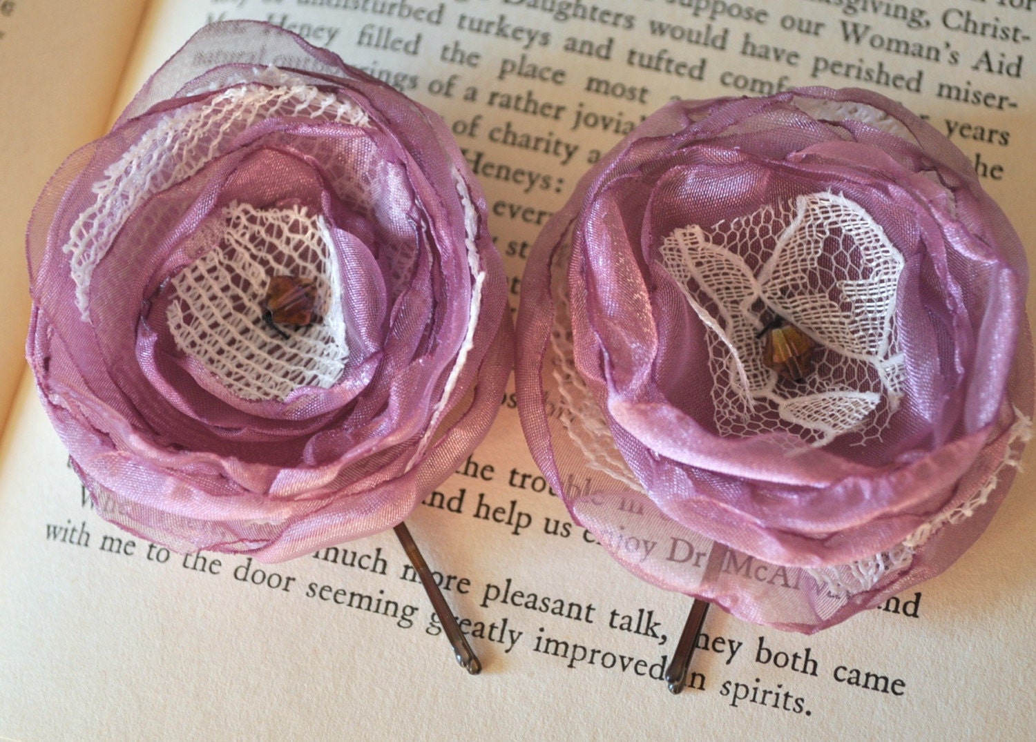SALE Lilac - Pair of Flower Hairpins in Pink