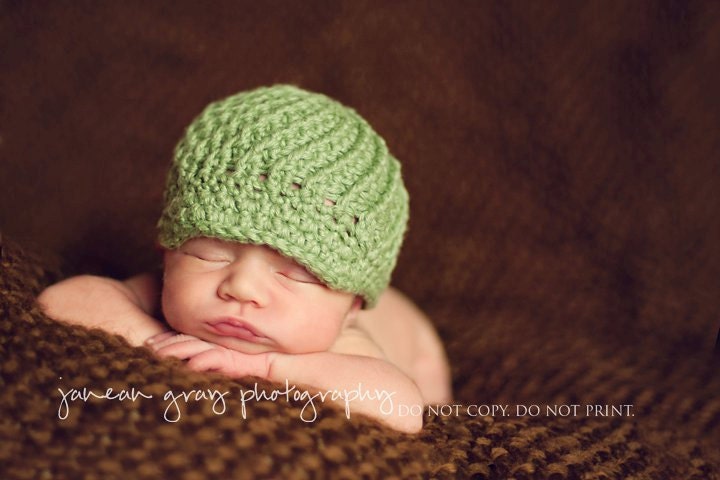 Crochet Pattern PDF - Pinwheel Newsboy, Sizes Baby to Adult
