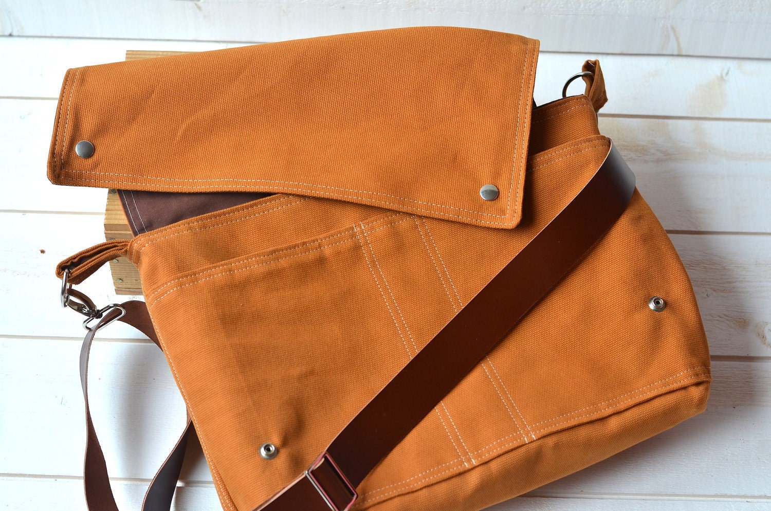 CINNAMON BROWN  4 Messenger bag  / Shoulder Bag / Laptop Bag / Diaper Bag / Travel Bag / Cross body bag Made to order