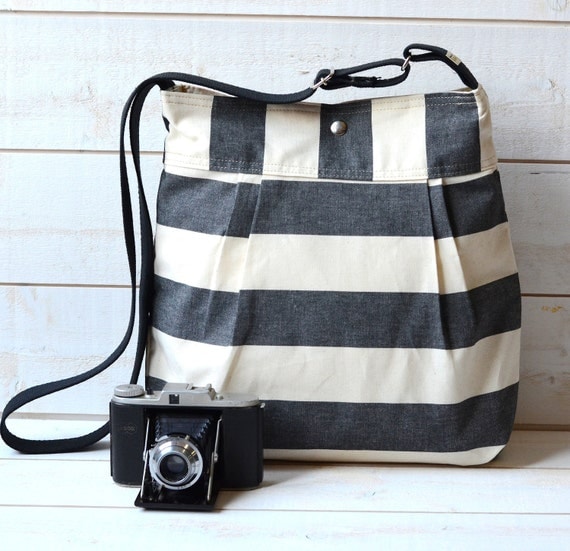 Water Proof - Diaper bag - Messenger bag-Tote STOCKHOLM Black and Ecru Stripes - 10 Pockets