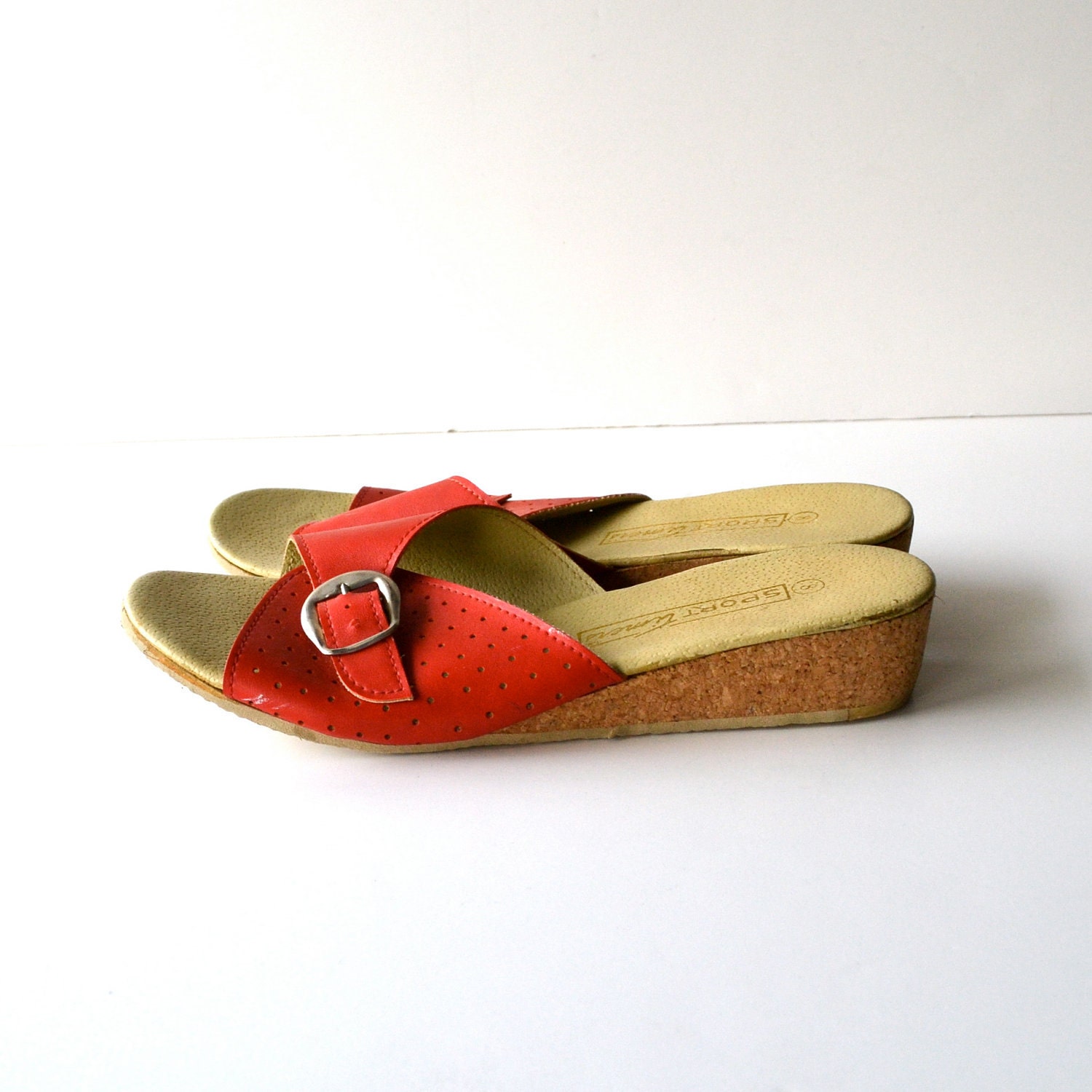 Vintage Red Wedge Sandals/ Worishofer Wannabes / Slip on Buckle Comfort Wedge / Size 8