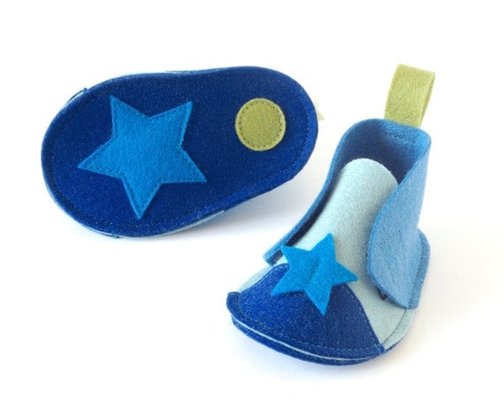 Blue baby shoes Pepe Stars girls & boys booties, infant crib shoes, unisex house slippers