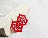 Scarlet red lace earrings - upcycled crocheted earrings - ohtteam rusteam - snowflakes earrings - FREE SHIPPING