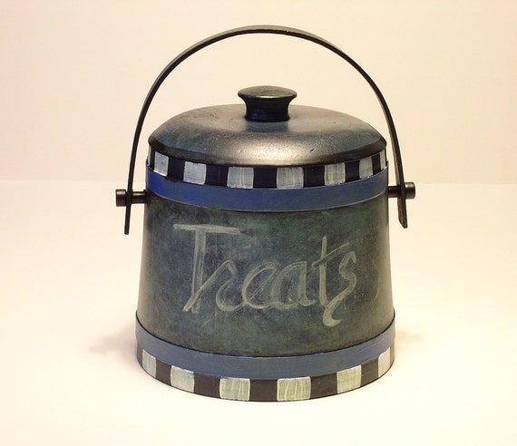 Painted Wood Canister with Lid Treats Vintage Farmhouse Cottage Chic
