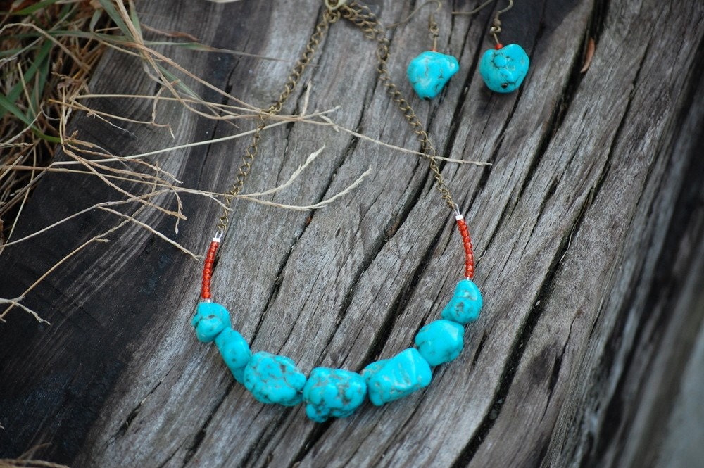 Turquoise with a Twist Earring/Necklace Set
