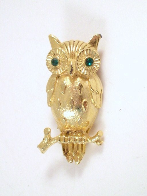 Vintage Goldtone Diamond Belly Owl Brooch