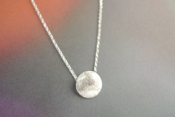 round circle disc necklace in silver