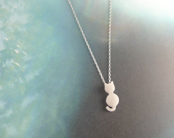 silver cat necklace