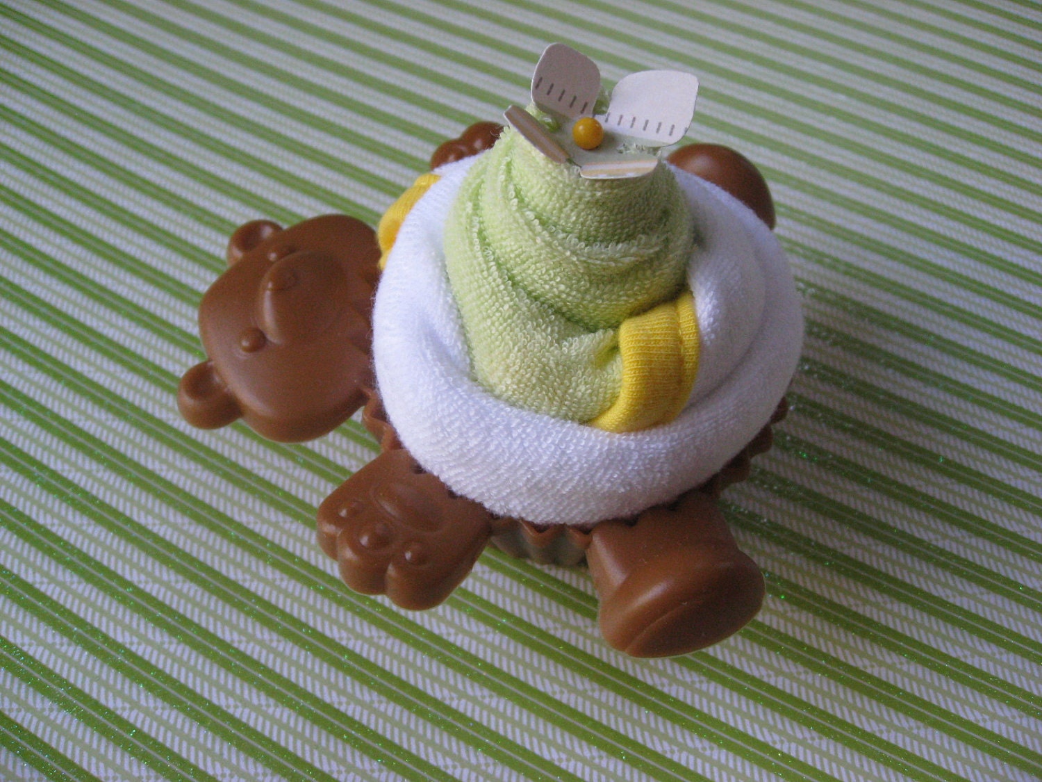 Baby Washcloth Teddy Bear Cupcake-Neutral