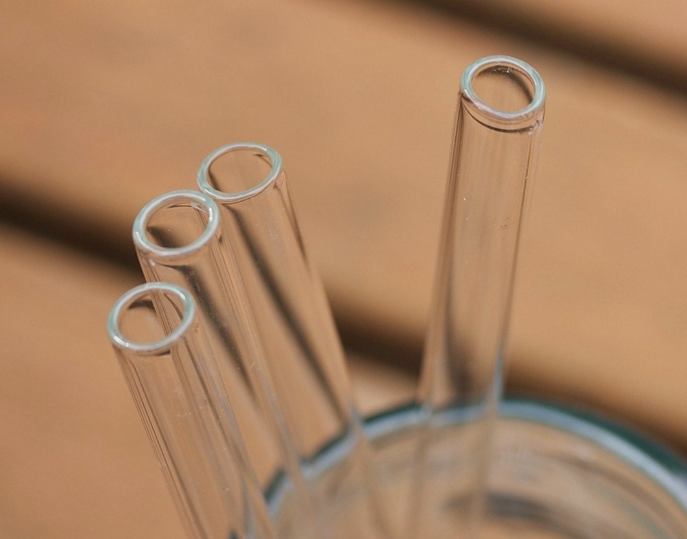 Classic Glass Slender Wall Straws  - Set of 4 - Eco Straws made of Borosilicate Glass - Lifetime Guarantee
