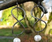 Blackened sterling silver figure 8 earrings with freshwater pearl dangle