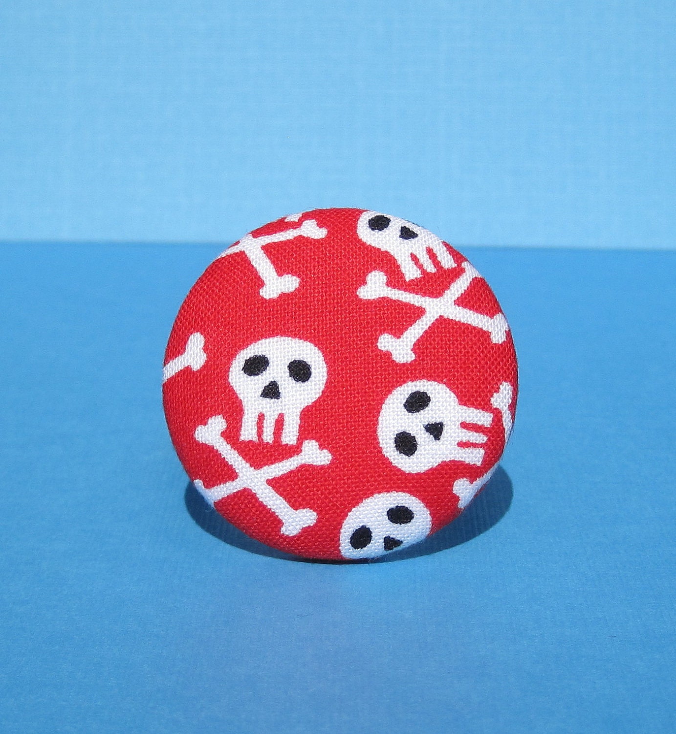 Skull and Crossbones pirate ponytail holder red and white