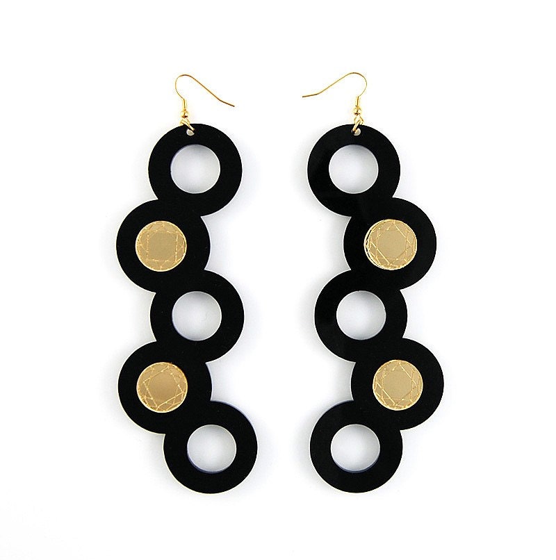 The Wharton gold circle earrings