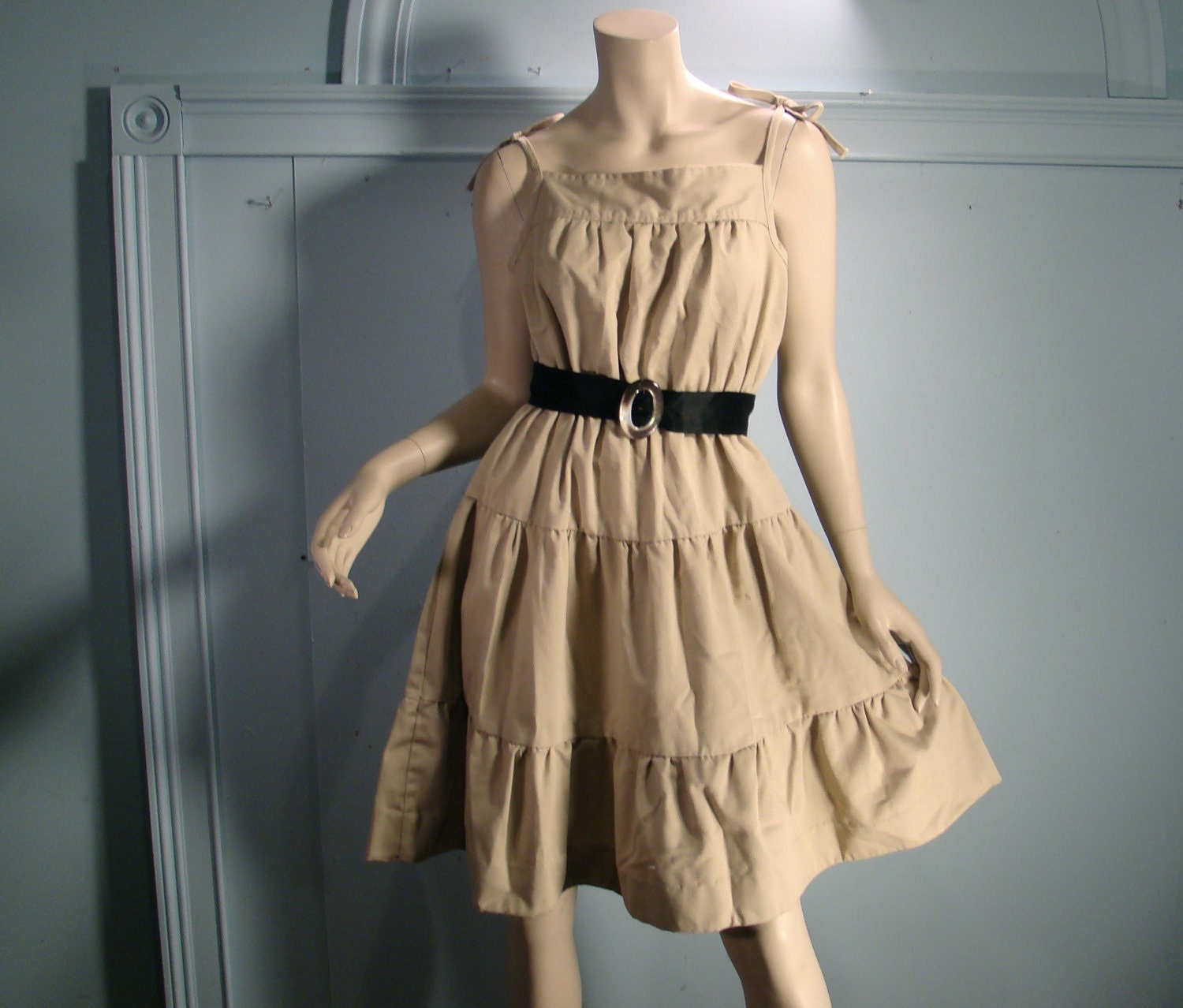 Khaki Safari Sun Dress- Peasant Style- 1970's in Tan- 3 Tiered Skirt in Twill