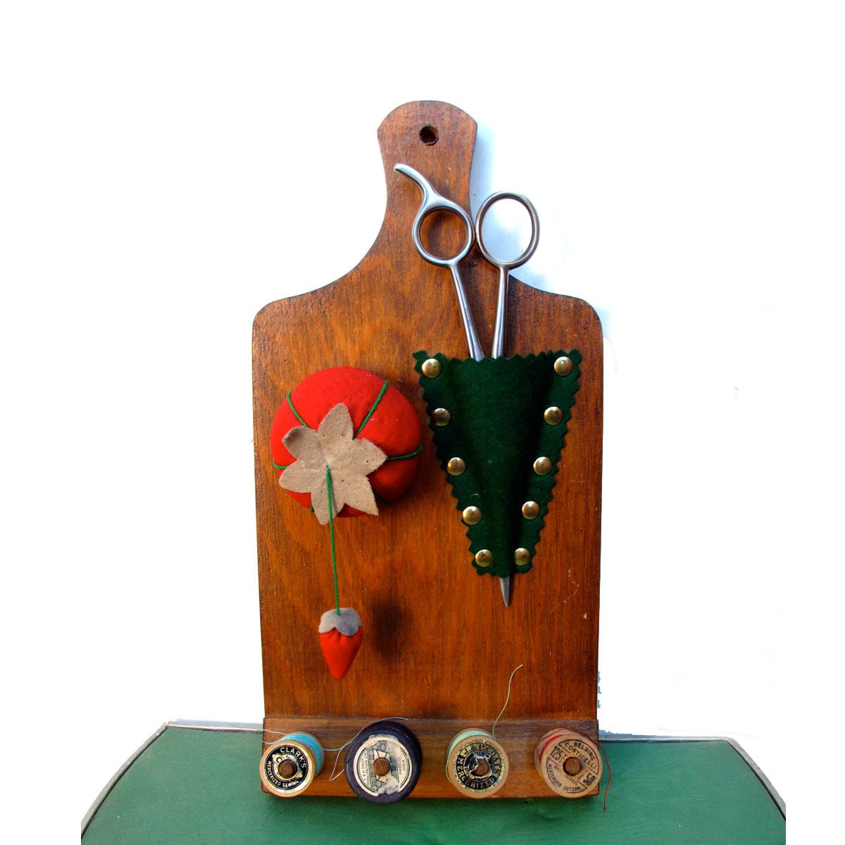 70s Vintage Sewing Organizer Pin Cushion Scissor Holder Thread Rest