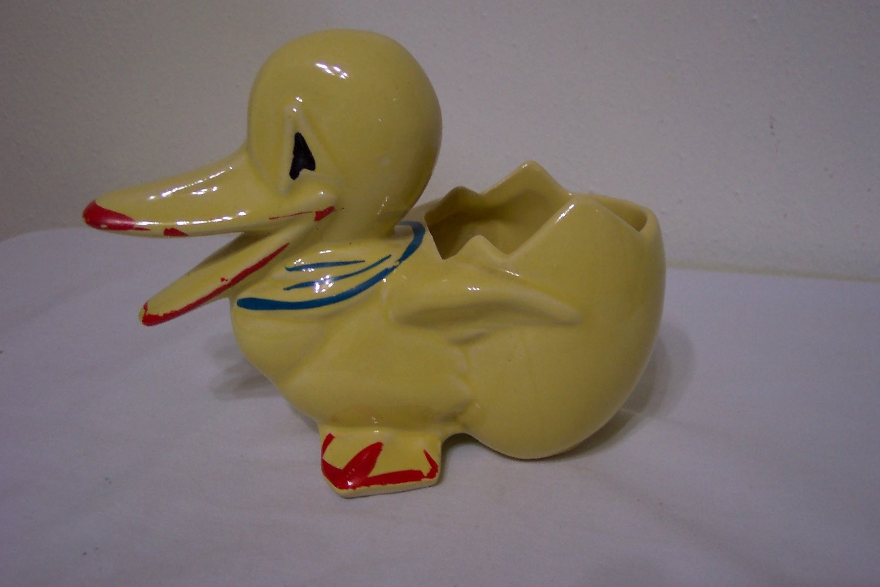 McCoy Duck and Egg Planter Yellow  Duck