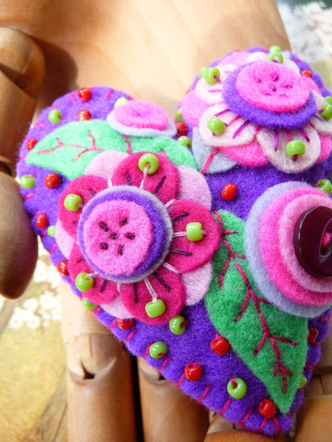 FB003 - Japanese Art Inspired Heart Shape Felt Brooch - Purple