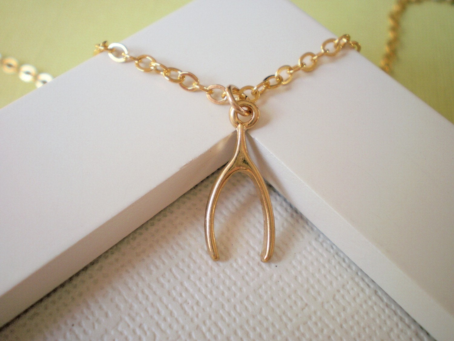 Gold Wishbone Necklace, Minimalist Jewelry, Simple, Modern, Everyday Jewelry, Luck, Lucky necklacee