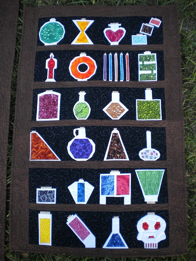 A Trip to the Apothecary: 24 Paper Pieced Quilt Block Patterns