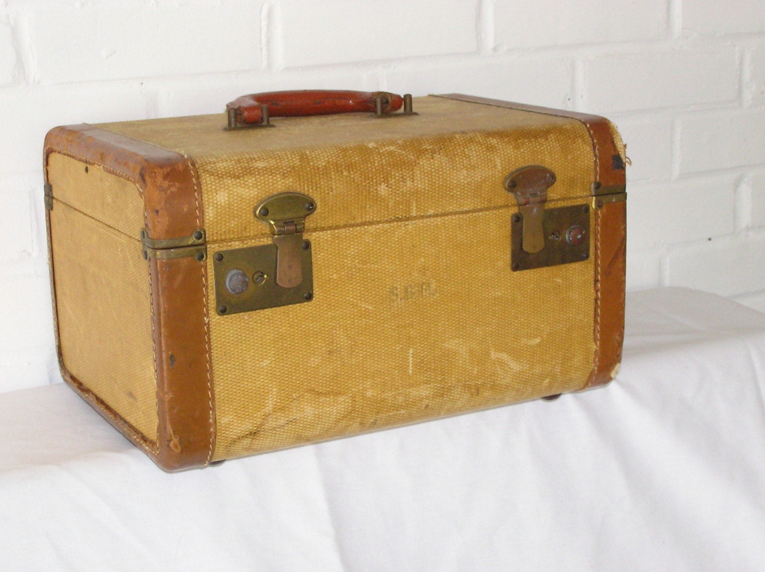 40S VINTAGE TRAIN TRAVEL CASE
