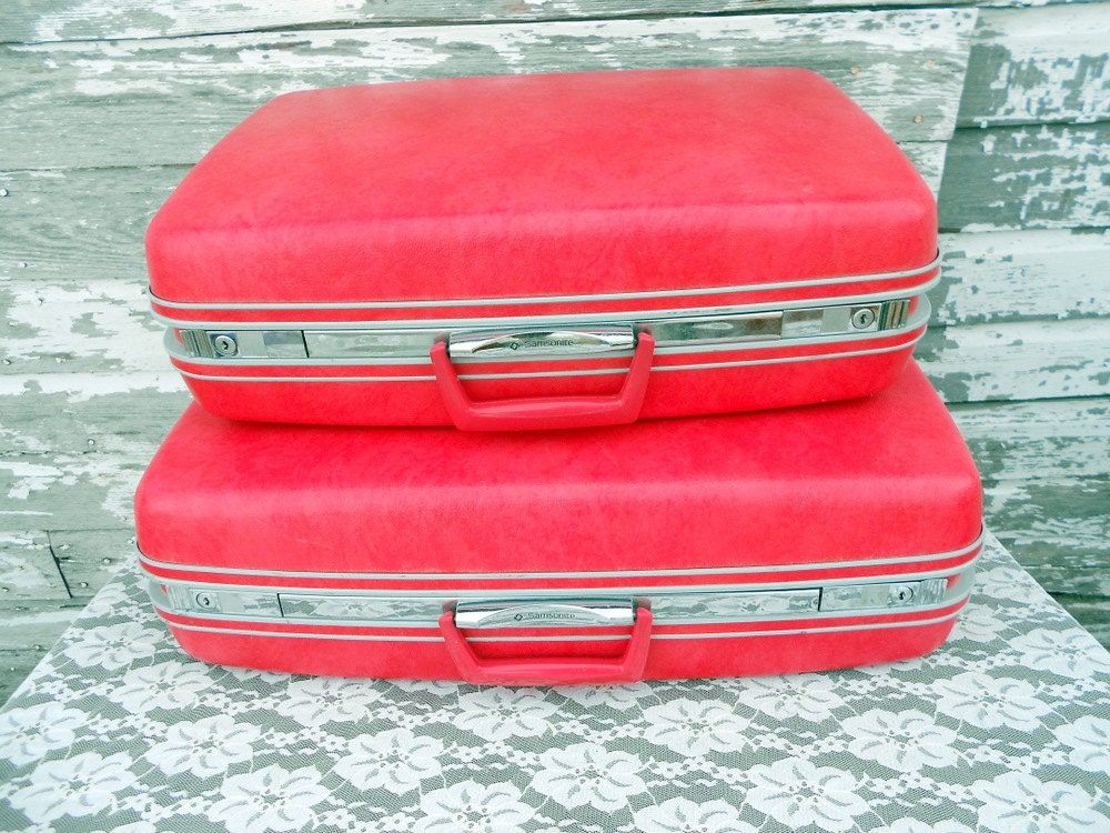 Hot Pink Samsonite set of Suit Cases Hard Shell