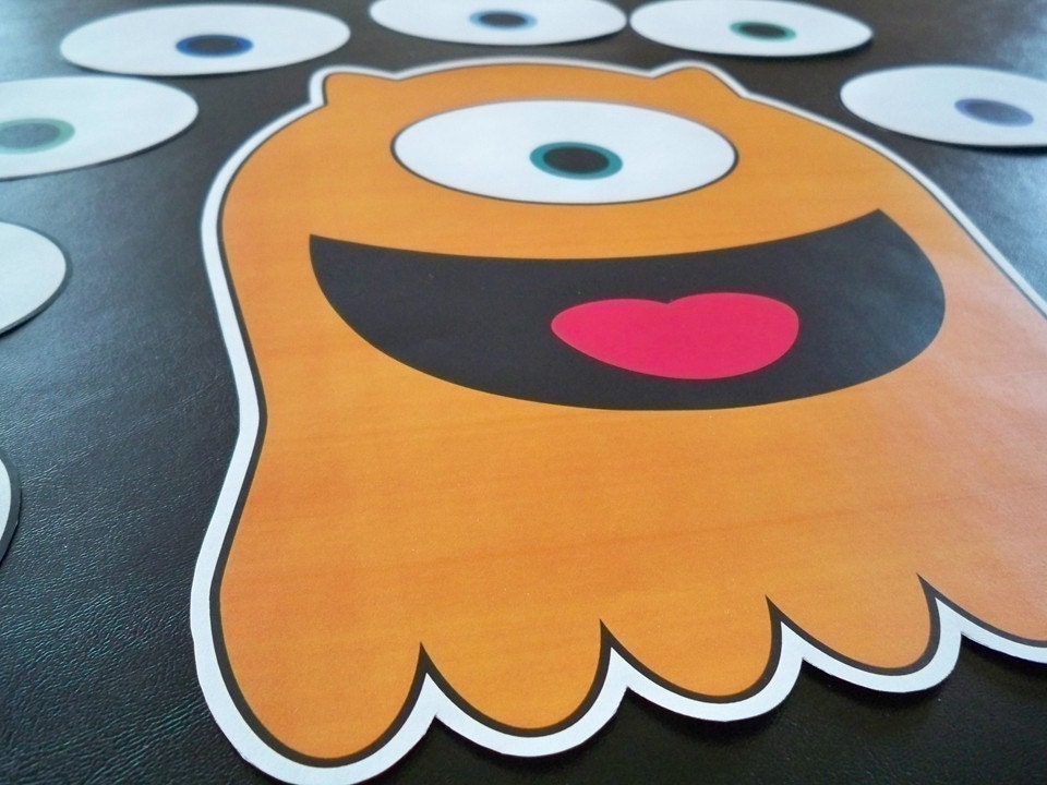 Pin the Eye on the Cyclops Game