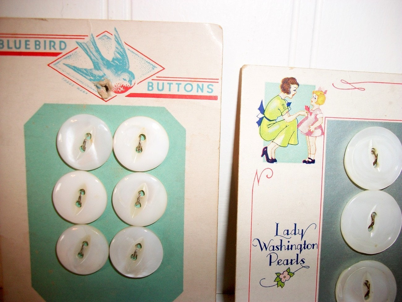 Vintage Mother of Pearl White Lansing bluebird Sewing Clothing Buttons