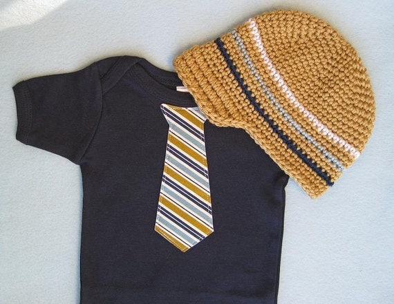 Ready to Ship - Newborn, 0-18 months Get the Set & Save - Beanie and Baby Boy Tie Onesie, one piece - Professional Shower Gift Set