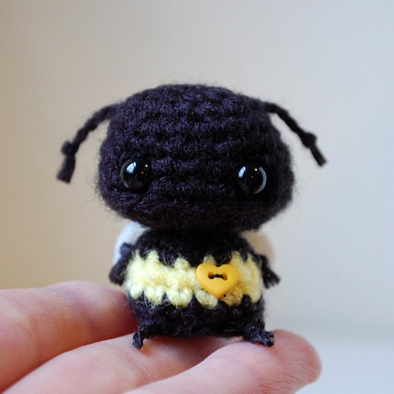 Kawaii Baby Bumblebee - Mini Amigurumi