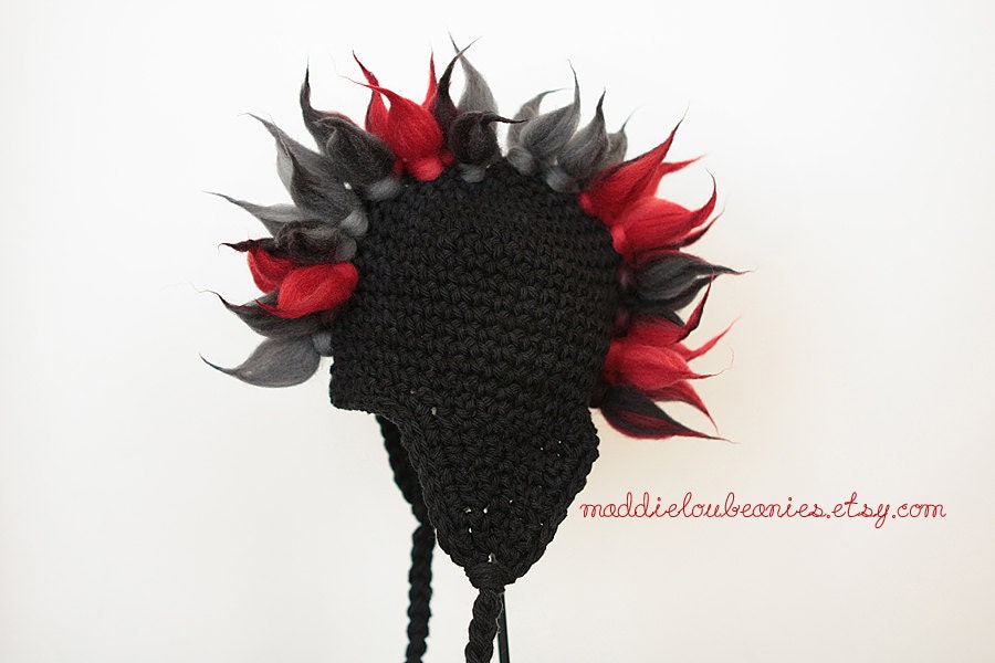 Mohawk hat baby boy 0-3 month size black and red earflap punk hat