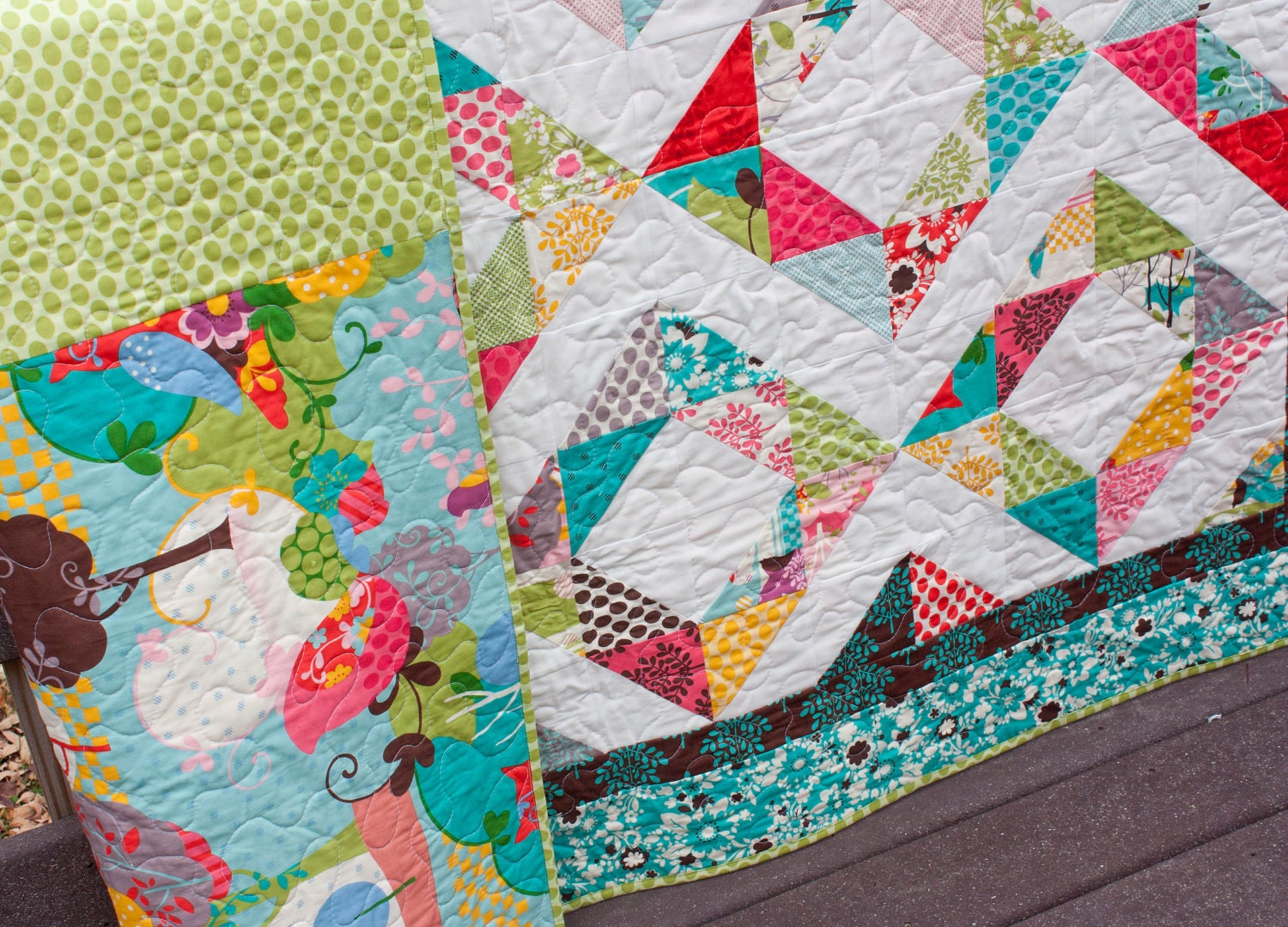 modern quilt for twin coverlet, toddler bed, or throw quilt // diamond rings // it's a hoot