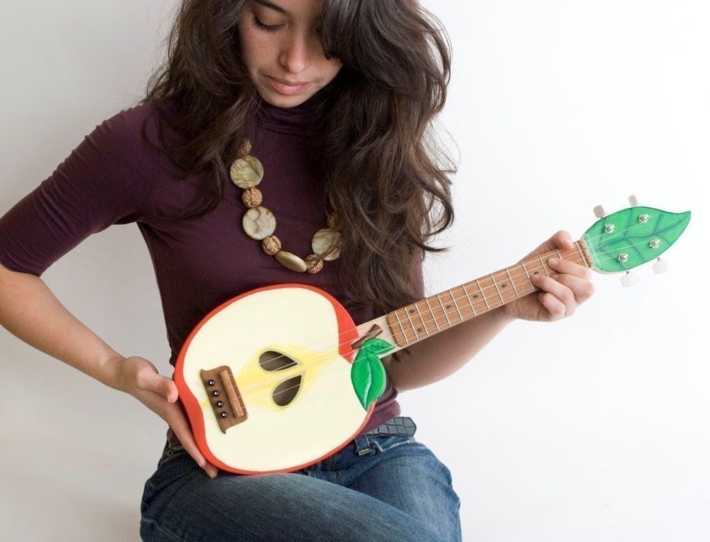 Apple ukulele ( applelele )  (SOLID WOOD) - celentanowoodworks