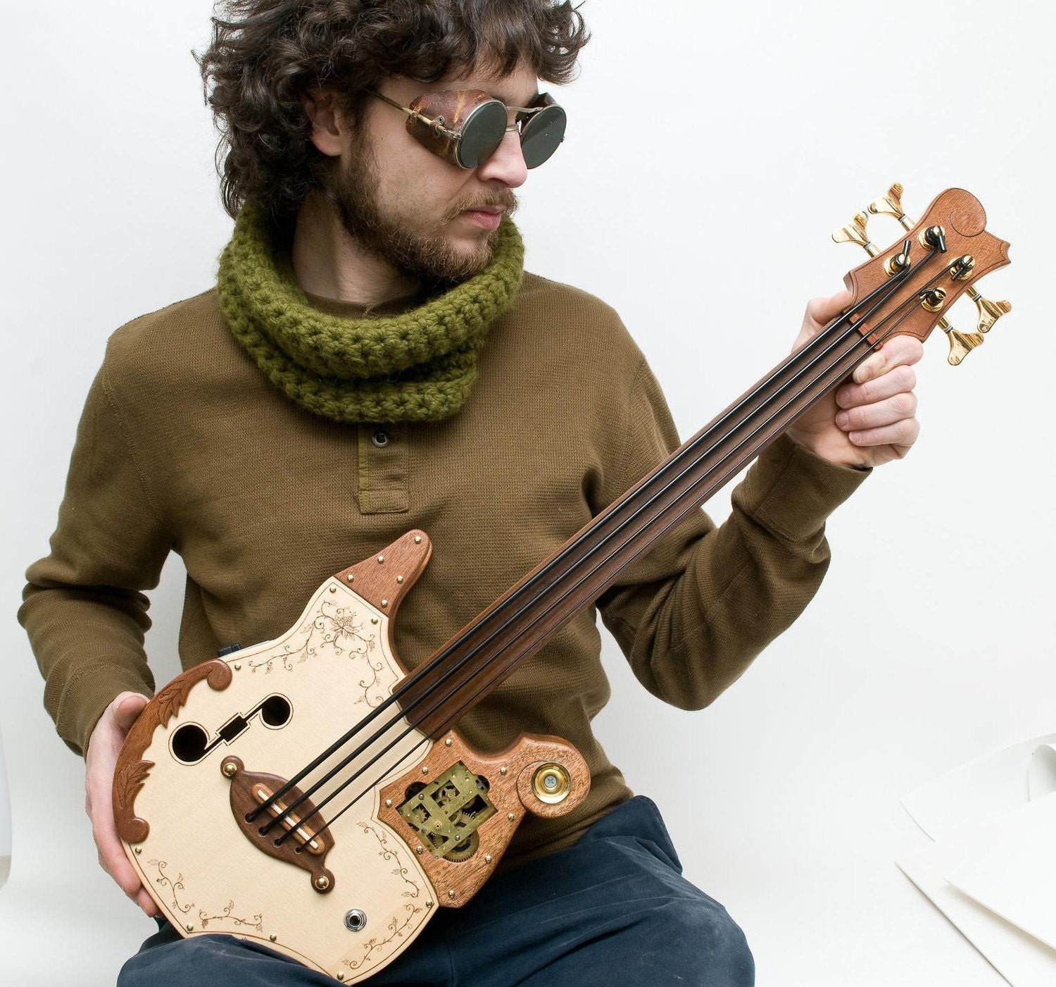 Steampunk ukulele Bass 20" scale acoustic/electric