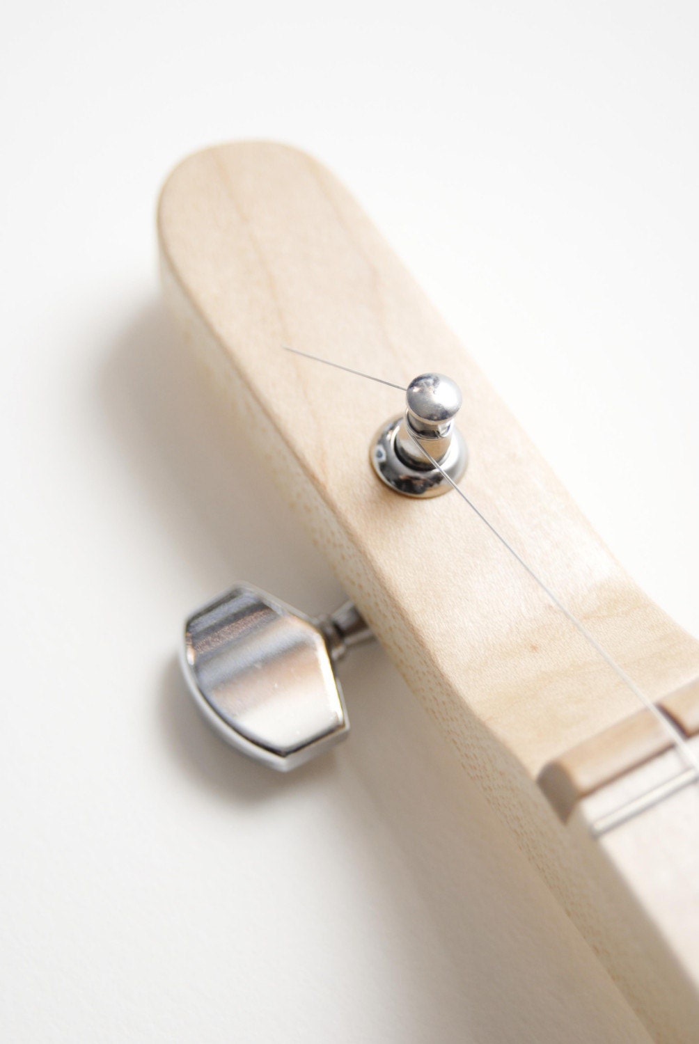 The Skull   --1,2,or 3 string--