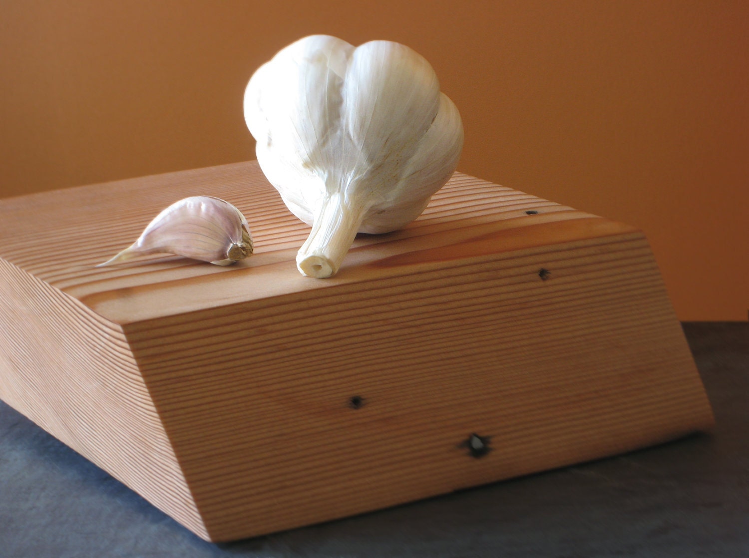 10% OFF - Eco Rhomboid Garlic & Herb Reclaimed Wood Chopping Block