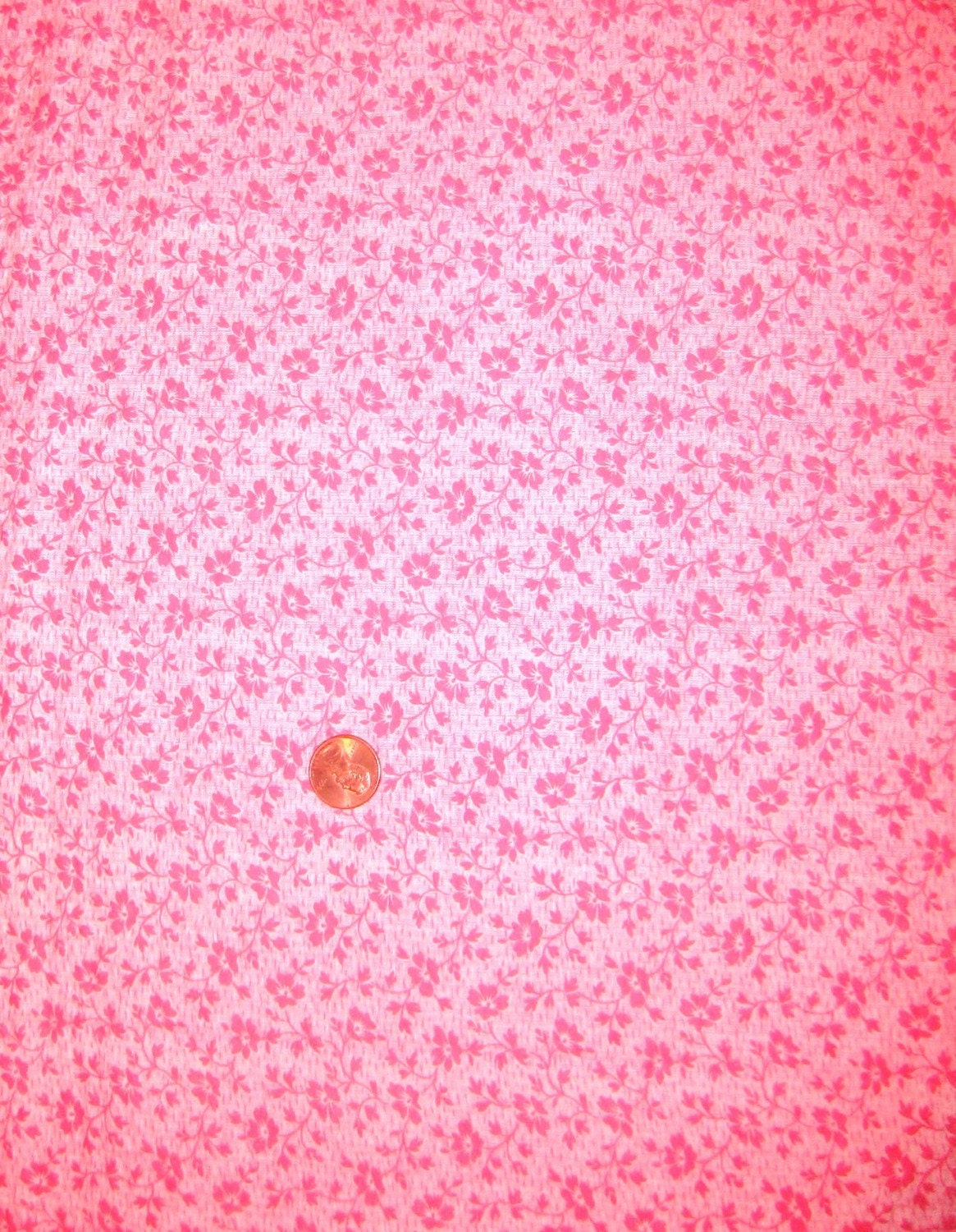 PINK waffle cotton ,  1950s, roses, 3 yds ,38" wide