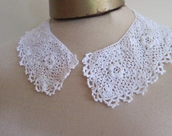 Vintage Irish lace collar