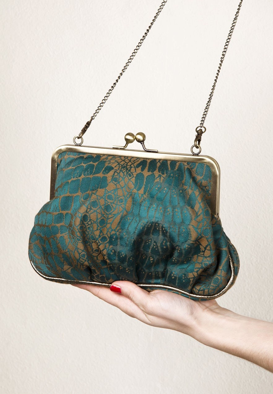 Faux Croc woven Ambrosia handbag with internal pockets and handle