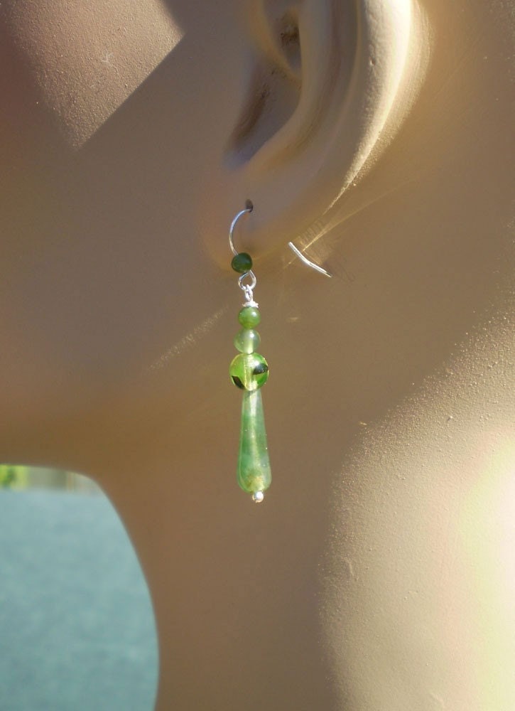 Green agate and contemporary glass earrings