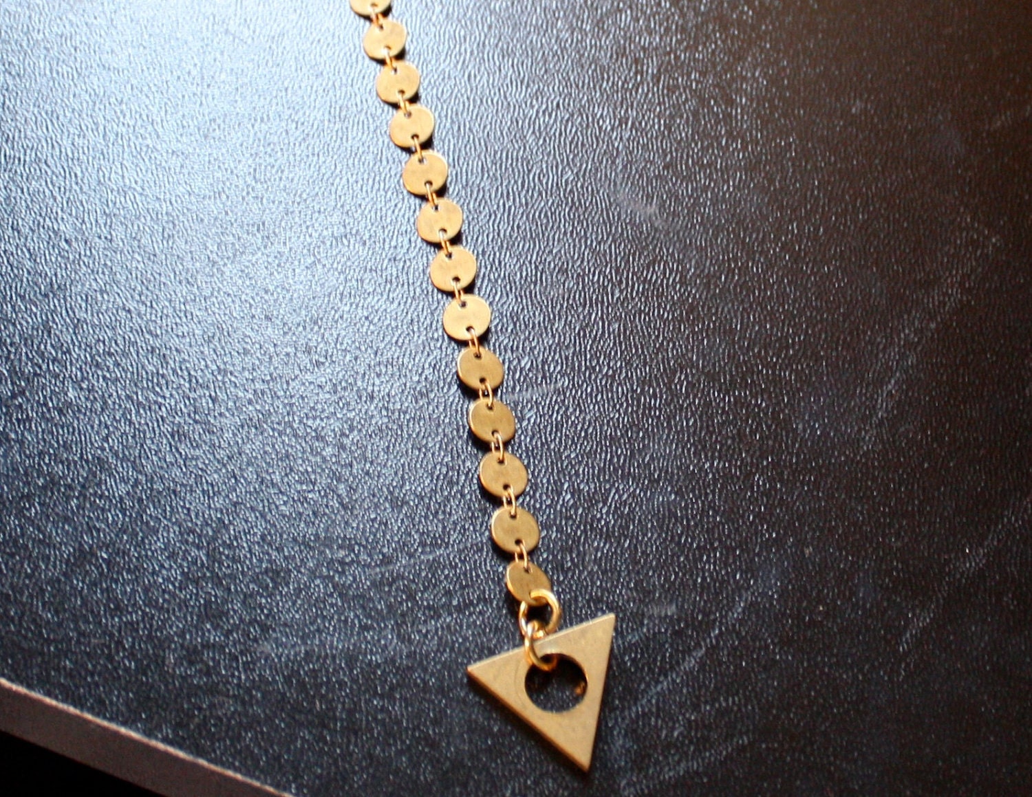 Verdict Triangle Single Duster Earring